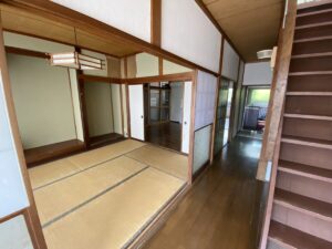 (玄関)